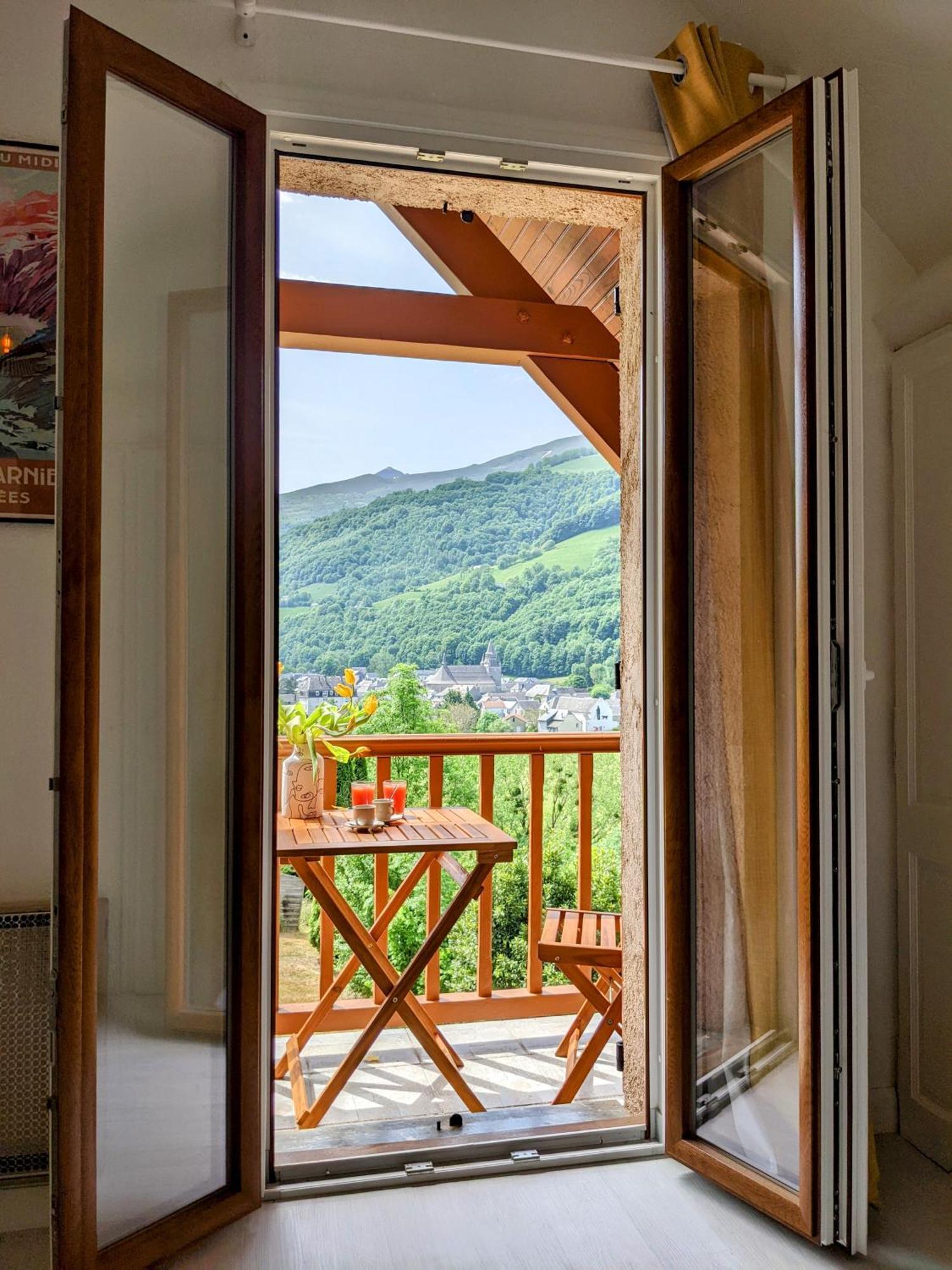 La Bigourdane Grand Confortable & Ferienhaus Campan